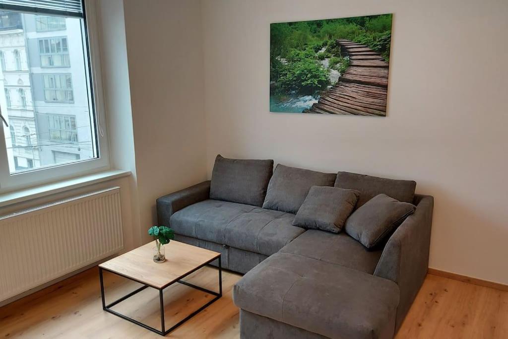 5 - Style Apartment *